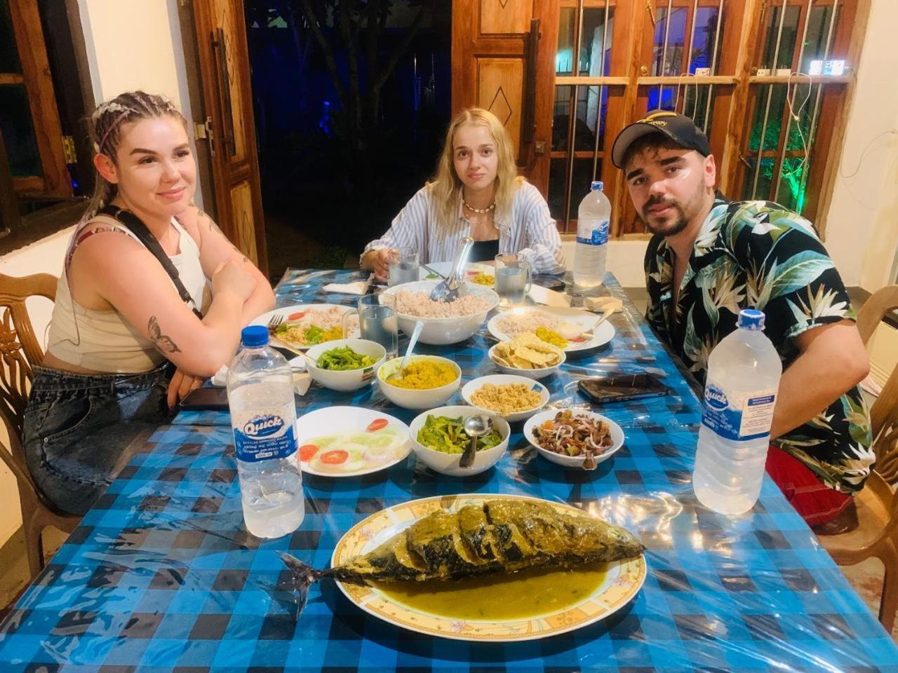 Sanda Hiru Guest Mirissa Exteriör bild